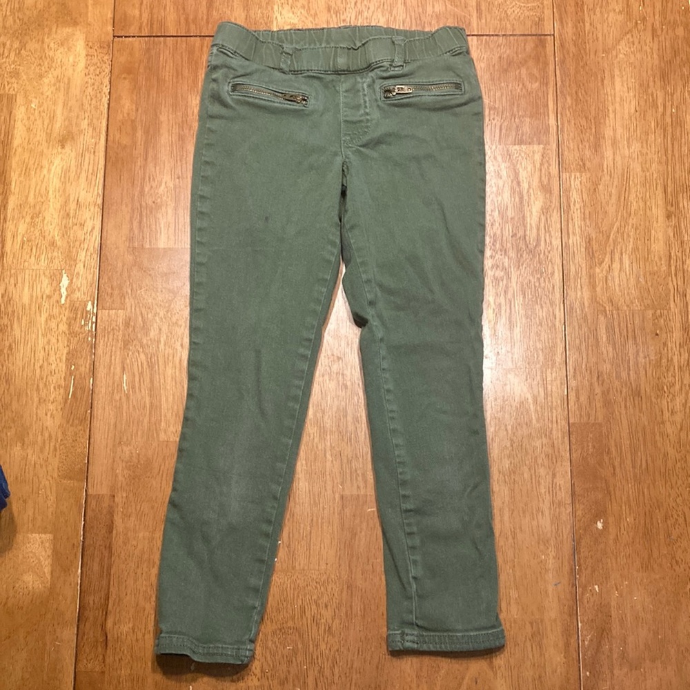 Carter’s Kids girls 6/6x green pants